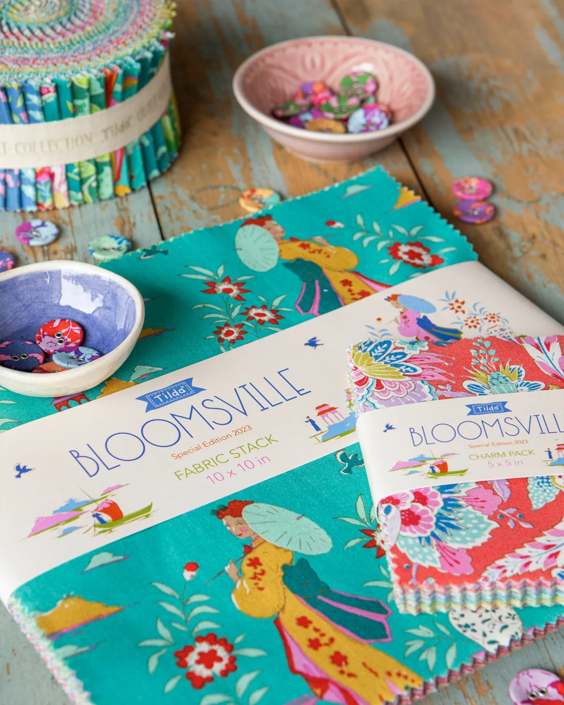 BLOOMSVILLE Layer Cake - NEW ARRIVAL