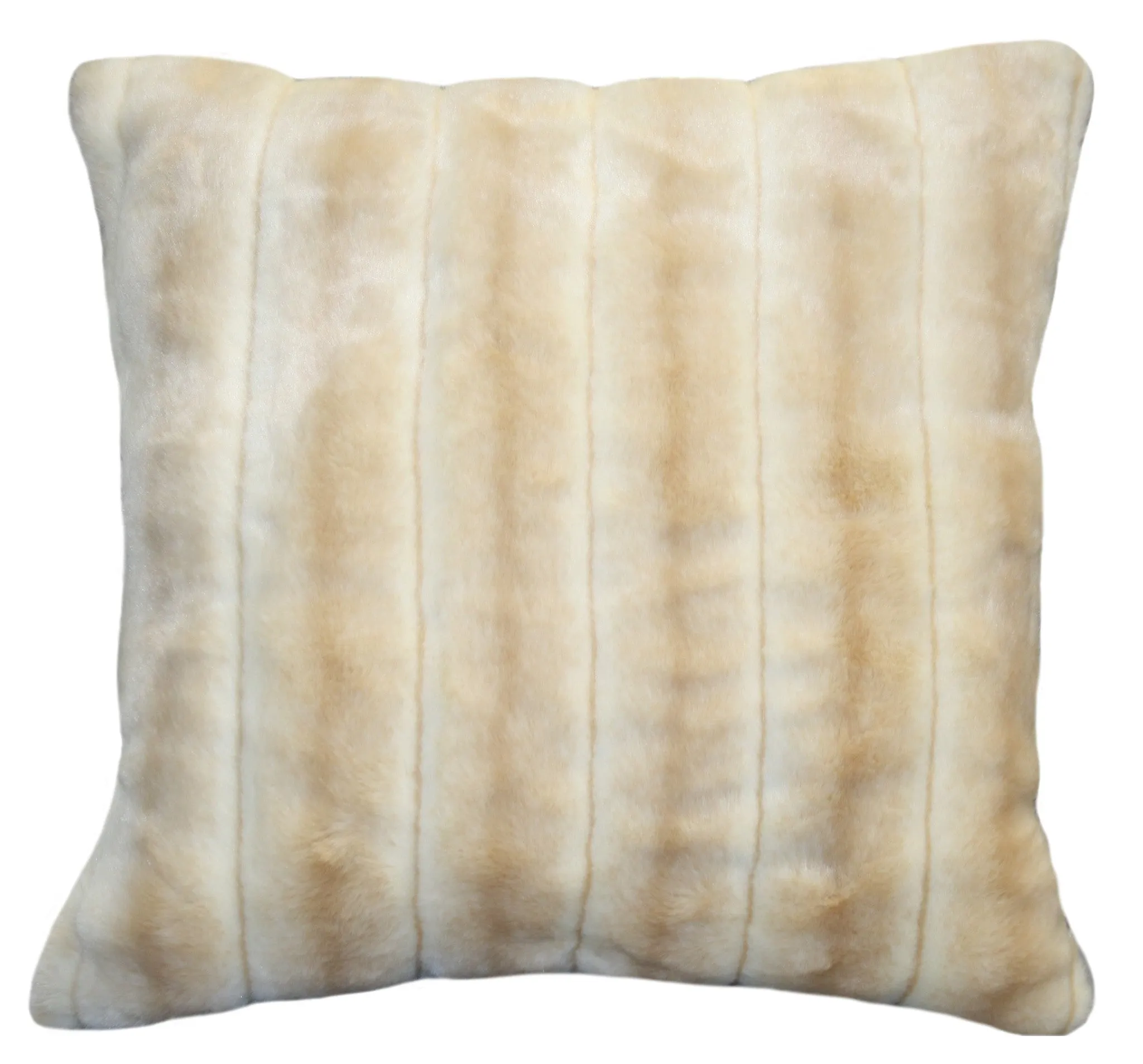 Fur Pillow 'Beaver Lioness'