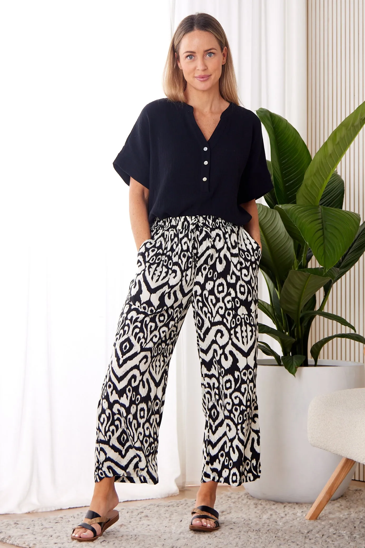 Gracie Cotton Muslin Top - Black