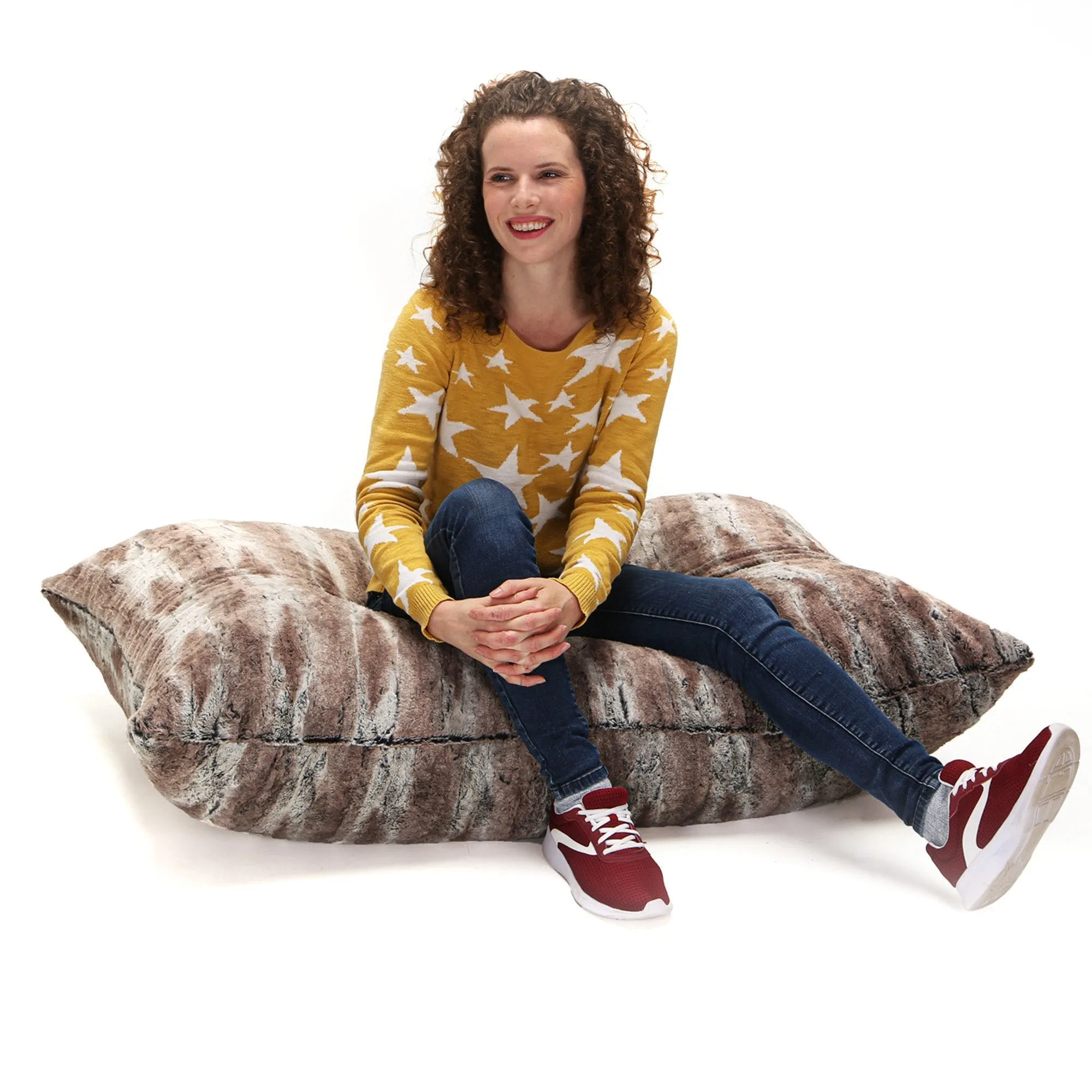 Jaxx Pillow Saxx 3.5' Giant Décor Floor Lux Fur Pillow
