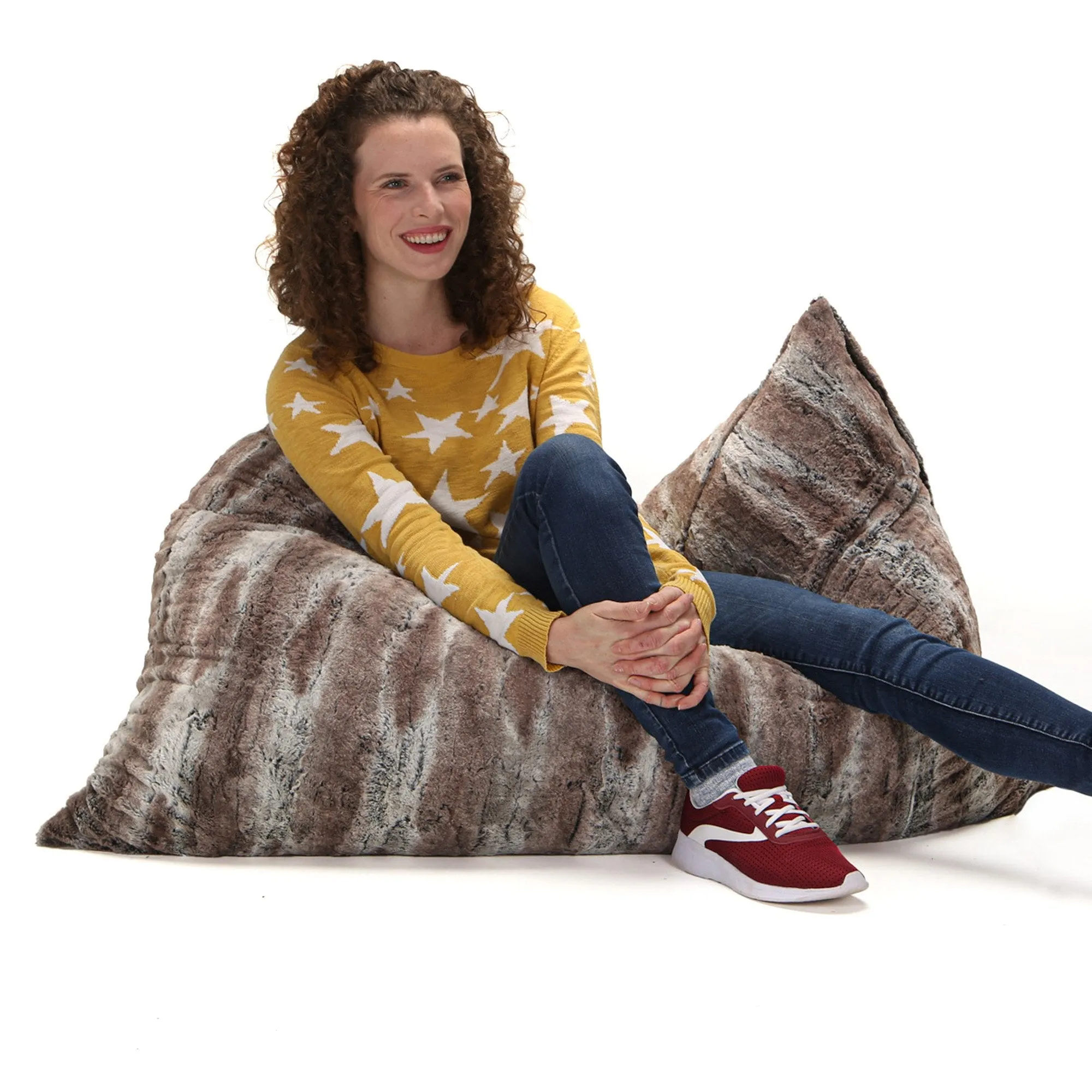 Jaxx Pillow Saxx 3.5' Giant Décor Floor Lux Fur Pillow