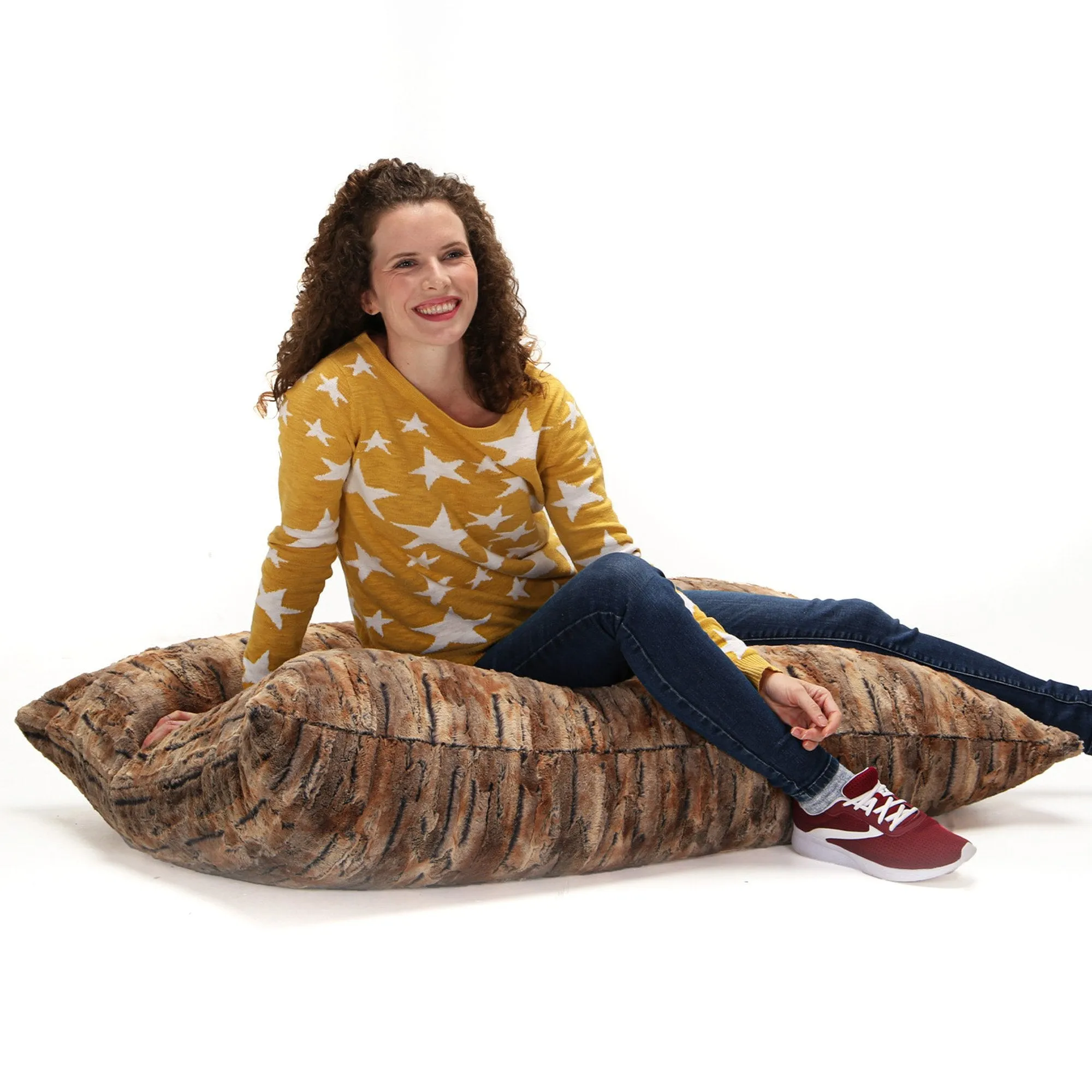 Jaxx Pillow Saxx 3.5' Giant Décor Floor Lux Fur Pillow