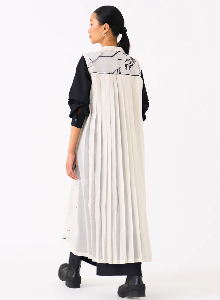 Sleeveless Back Pleat Jacket Set