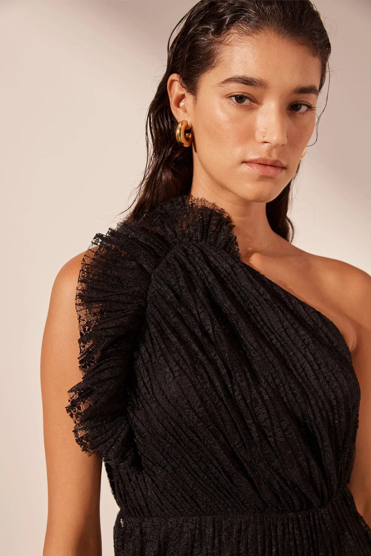 SOL LACE ASYMMETRICAL DETAIL MAXI DRESS - BLACK