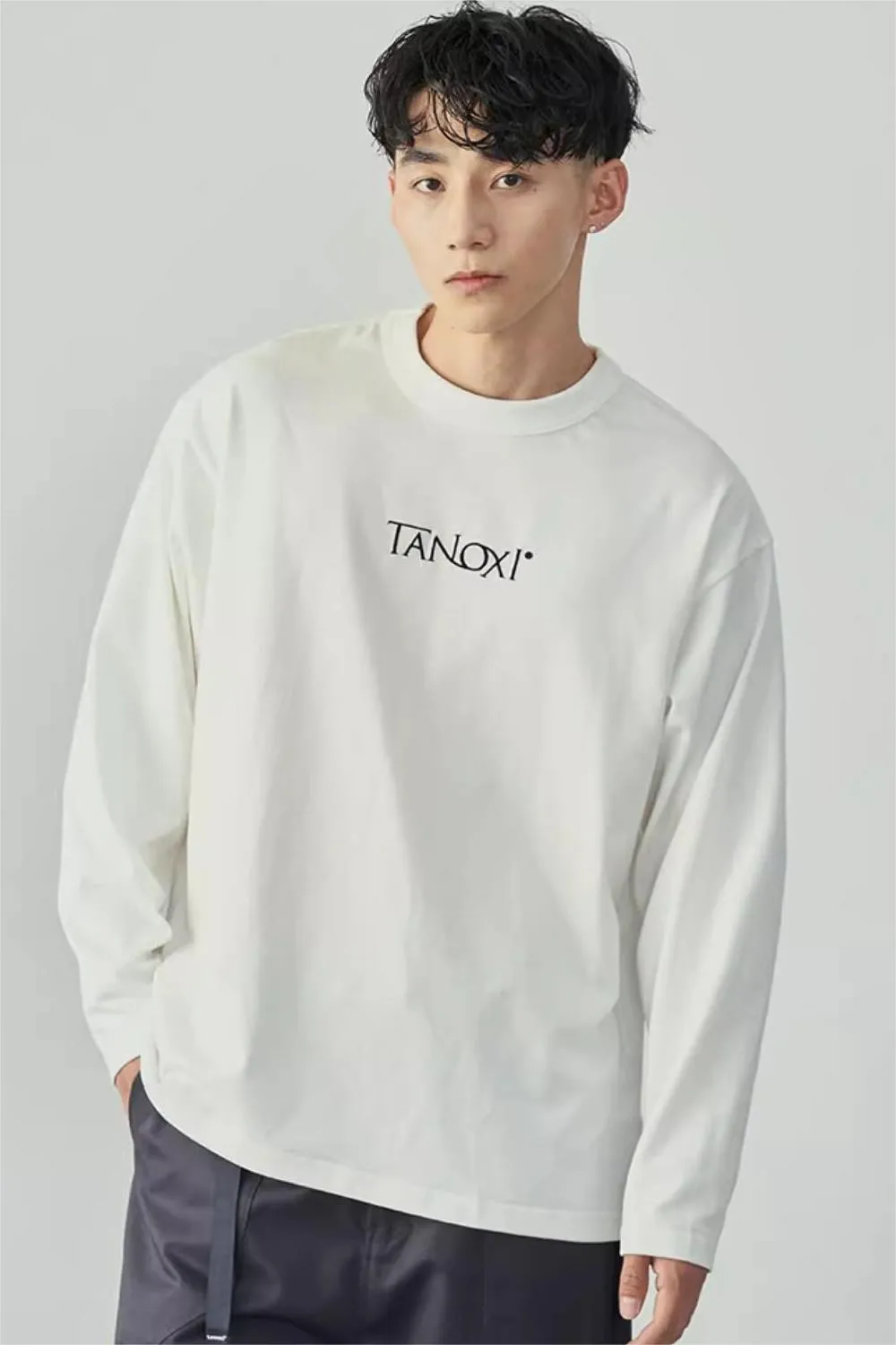 TANOXI  ブランドプリントプルオーバー  TAN0059