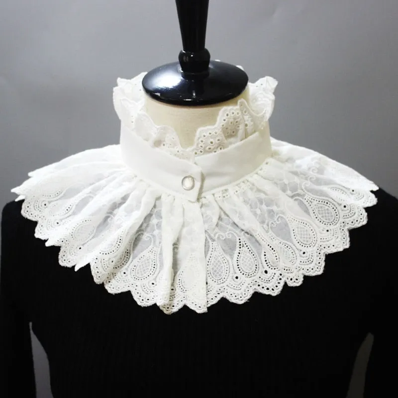 TEEK - Vintage Vickie Ruffled Stand Fake Collar