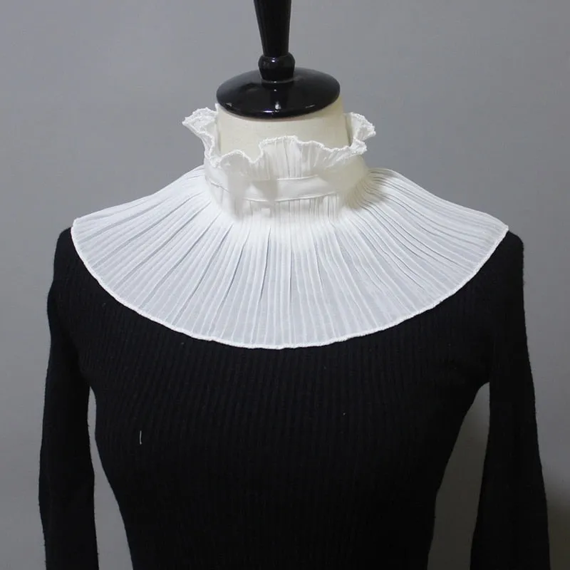 TEEK - Vintage Vickie Ruffled Stand Fake Collar