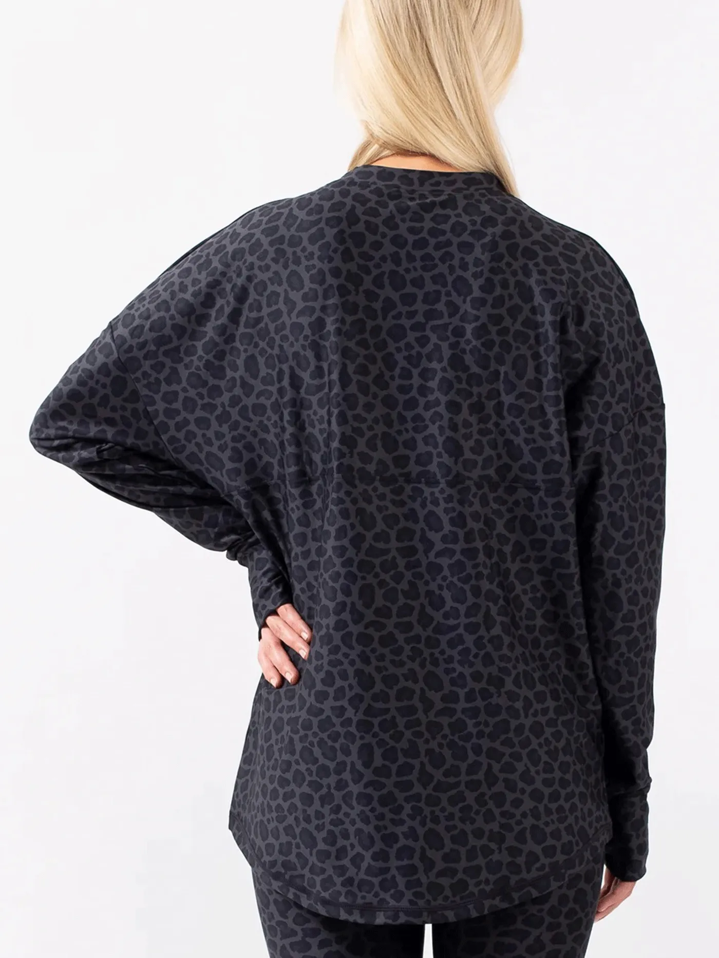 Venture Black Leopard Base Layer